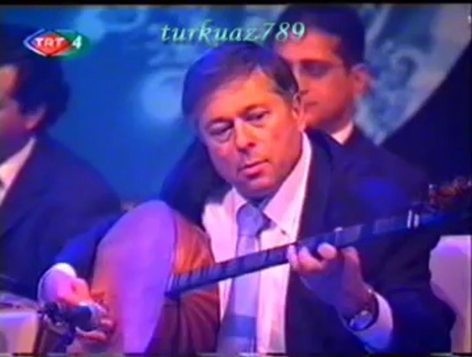 Selçuk SİPAHİOĞLU (Tanbûr)-Hüseynî Taksim