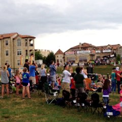 There's nothing better than a flyover with Ron Robey!  #LBVets #AVFence