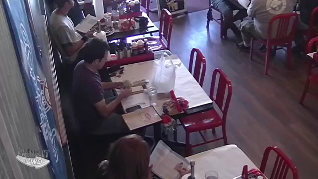 Best Shift Ever - Waitress Receives Life-Changing Tip