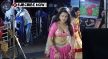 Hot B grade actress SIZZLING ITEM SONG