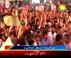 Altaf Hussain addresses party workers after bail in London