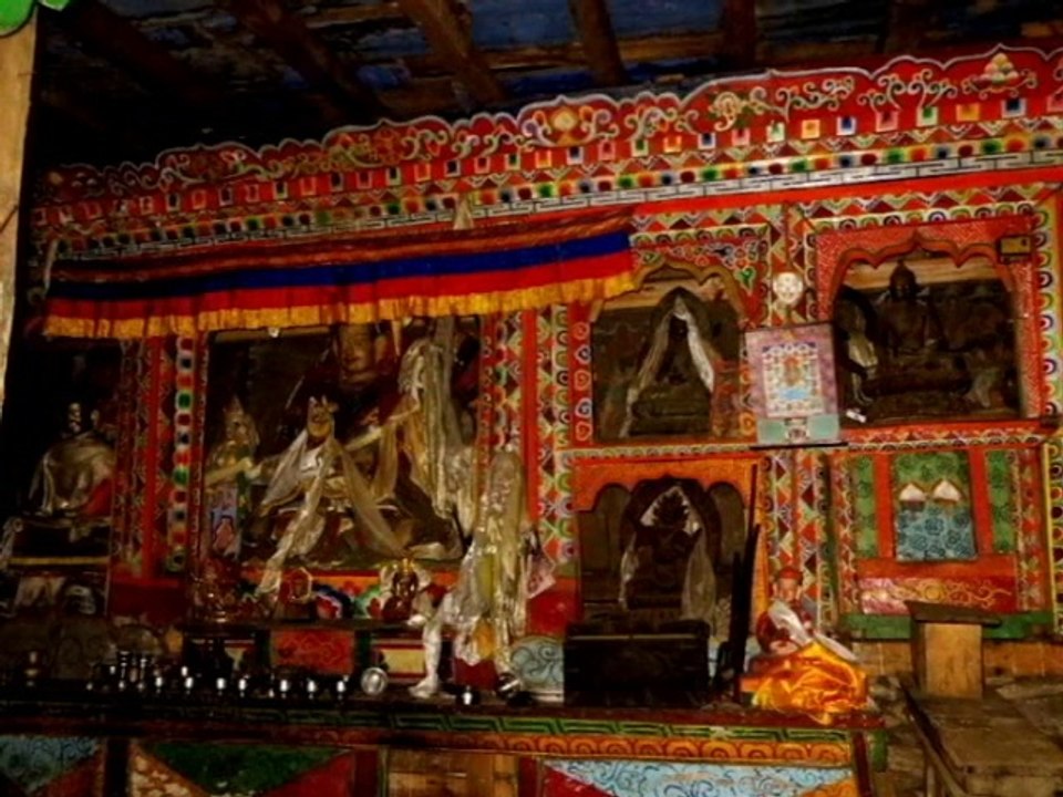 Manaslu Circuit Trekking in Nepal, Hiking in Manaslu