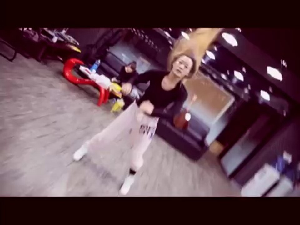 NARI'S DANCE