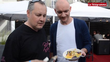 Saint-Brieuc. Gaëtan Roussel se met au piano