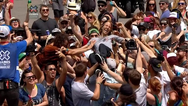 Aaron 'Jaws' Homoki skates into the crowd