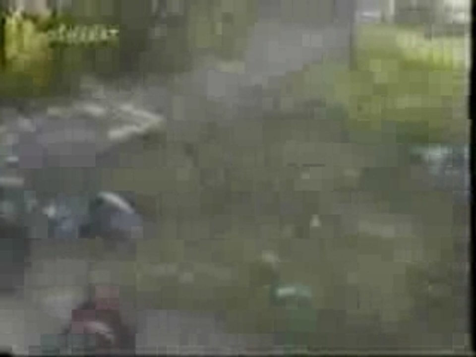 crash compilation rallye les gens sont des cibles