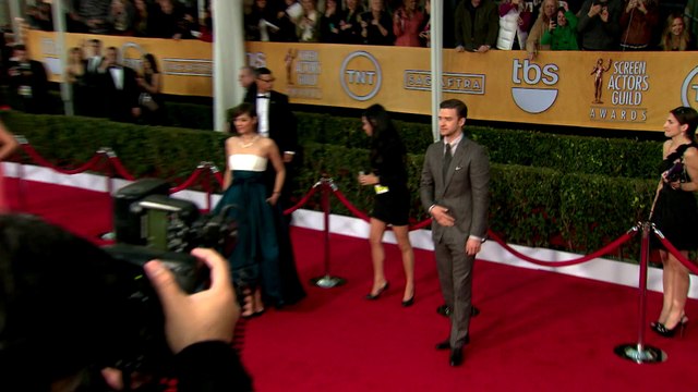 Justin Timberlake and Aaron Paul Plan Pizza Outing Via Twitter