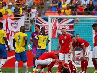 Alex Oxlade chamberlain Picks Up Knee Injury In World Cup Warm up With Ecuador