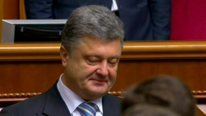 Poroshenko: "I want peace, and I will make Ukraine united"