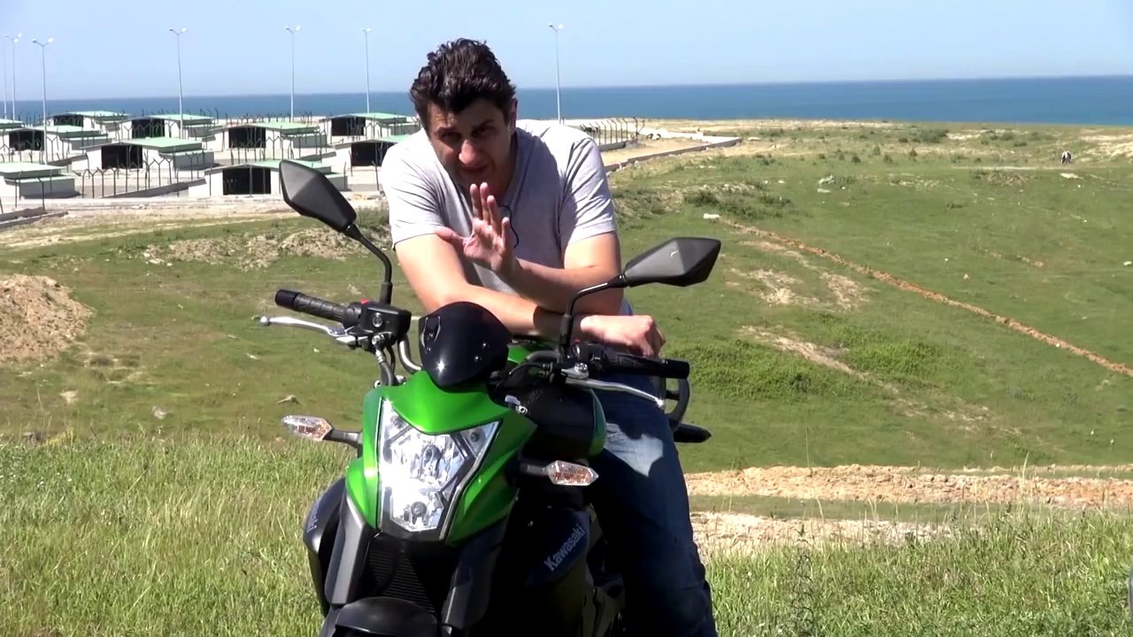 Yamaha MT-07 vs Kawasaki ER-6N