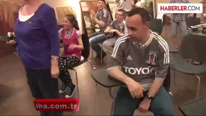 Pascal Nouma, Engellilere Beşiktaş Forması Hediye Etti