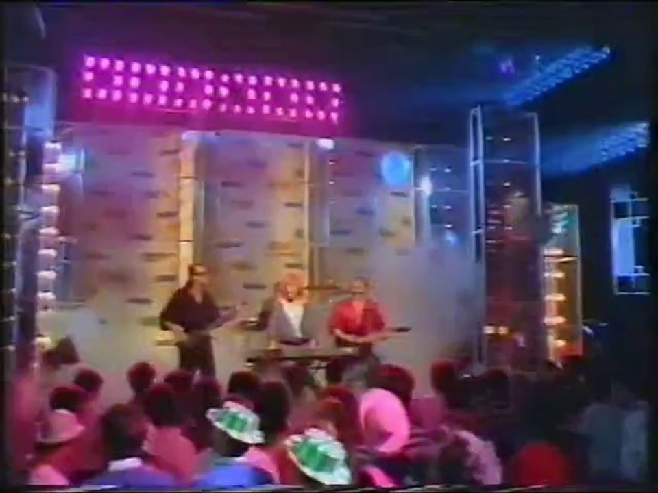 A Flock Of Seagulls – The More You Live The More You Love (Studio 2, TOTP)