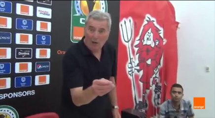 لومار يثور غضباً على تصرفات الجمهور و يقاطع التصريحات و جنيّح يوضح