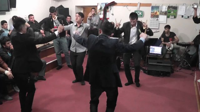 ÖMER FARUK BOSTAN & ßy_ßaŞkenTLim - SARIL BANA - SİNCAN A YAR (YENİ)