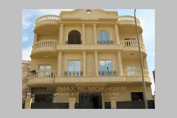Duplex for sale in Ganoub Akademya W Fifth settlement