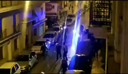 Grèce - Un algérien brutalement battu par la police § A VOIR