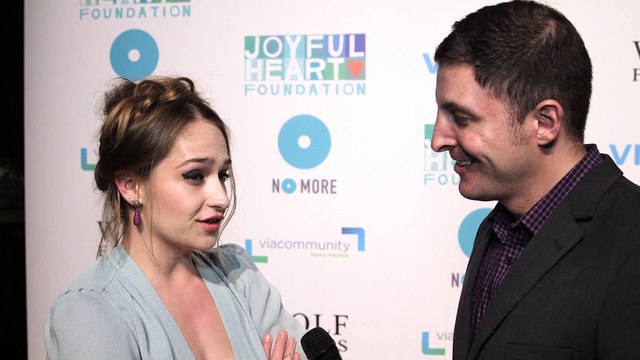HBO's Girls Star Jemima Kirke Supports Mariska Hargitay's Joyful Heart Foundation