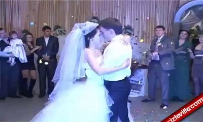 Gelin ve Damattan Muhteşem Dans