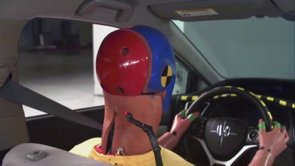 Honda Civic çarpışma testi