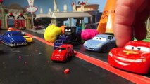 Play Doh Surprise Eggs Pixar Cars Lightning McQueen in Lizzies Post Card Hunt with Play Doh Surprise