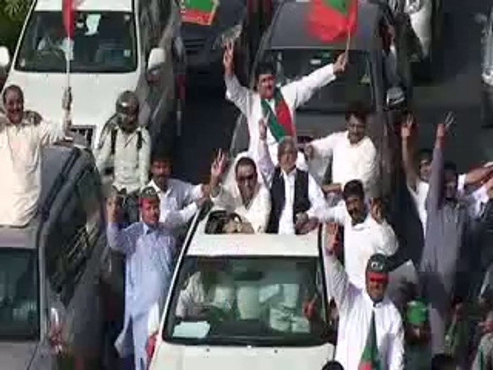 PTI Lahore Rally moving towards Sialkot