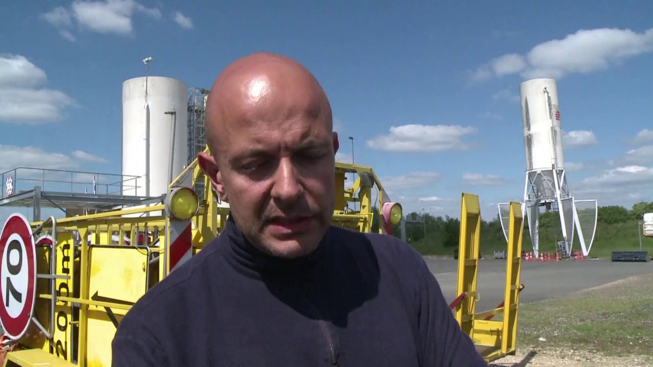 Tierische Spürnasen: Hunde lernen bei der Polizei