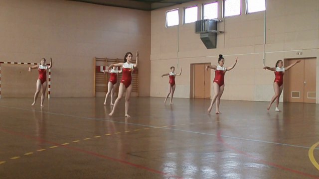 Mouvement d'ensemble ainées concours régional mixte à Morteau le 7 juin 2014