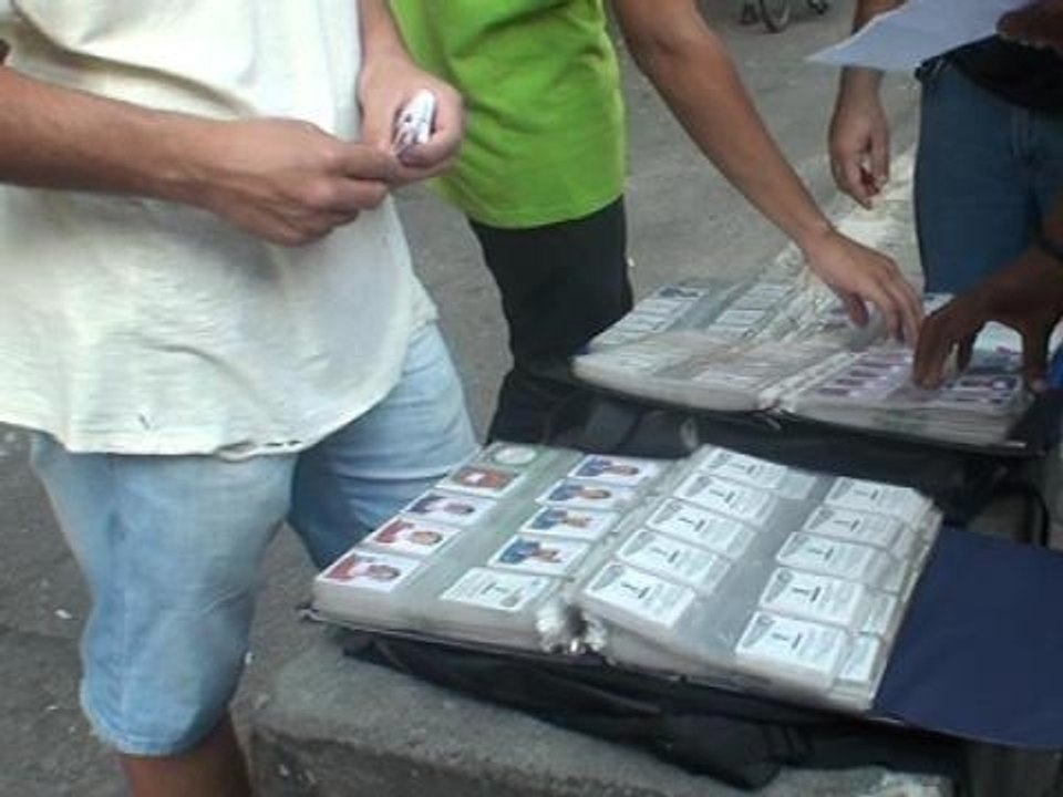 Au Brésil, la folie des autocollants Panini fait rage à l'approche du Mondial - 09/06