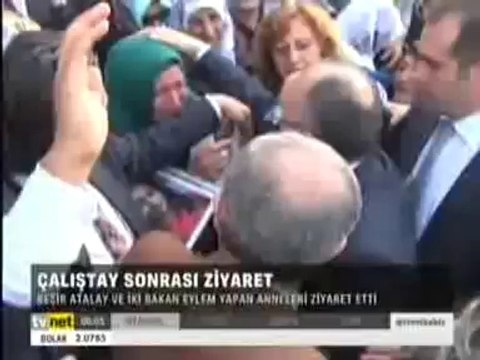 Başbakan Yardımcısı Beşir Atalay, İçişleri Bakanı Efkan Ala, Tarım Bakanı Mehdi Eker, Grup Başkanvekili Ahmet Aydın Diyarbakır Belediyesi Önünde Eylem Yapan Aileleri Ziyaret Etti