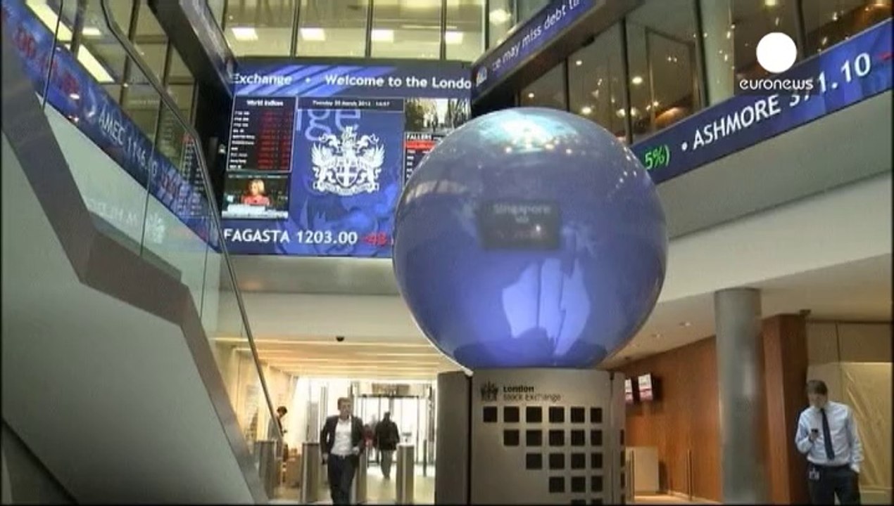 Lloyds sets sell-off price for TSB