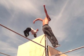 Farang presents Krap Invaders V x The Jambo