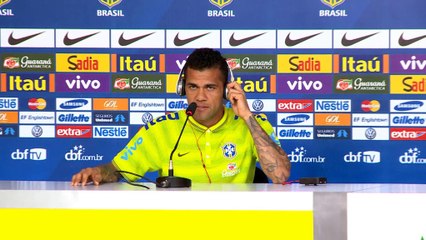Dani Alves lost in translation