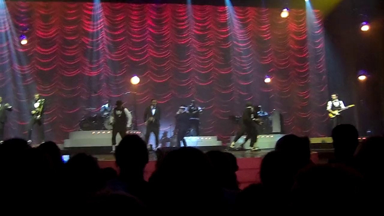 Christophe Maé joue de l'harmonica *Axone, 7 juin 2014*