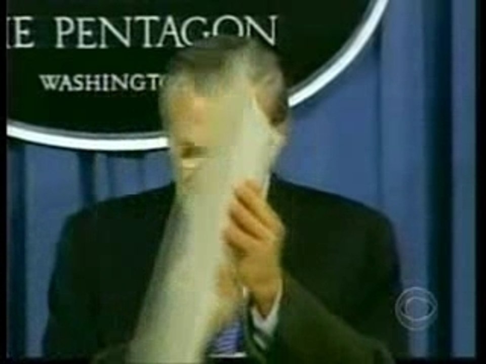 Rumsfeld se fait manipuler