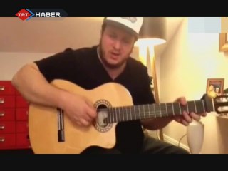 Şahan'dan duygulandıran türkü