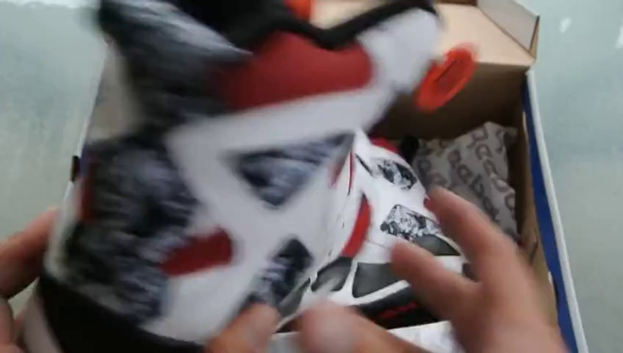 KoF Mailbox: Reebok Blacktop Battleground "Flash Red"