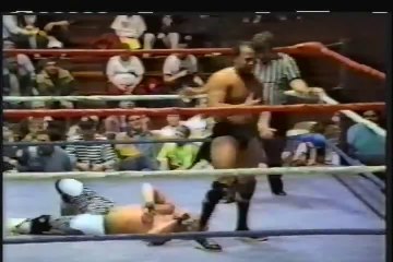 TJ LIGHTNING VS BRETT STRIKER