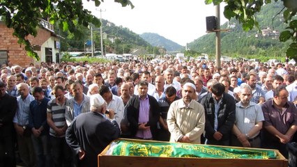 Rahmetli Ahmet KELEŞOĞLU'nun Cenazesi