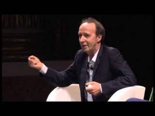 Download Video: Napoli - Benigni e Scalfari al San Carlo (08.06.14)