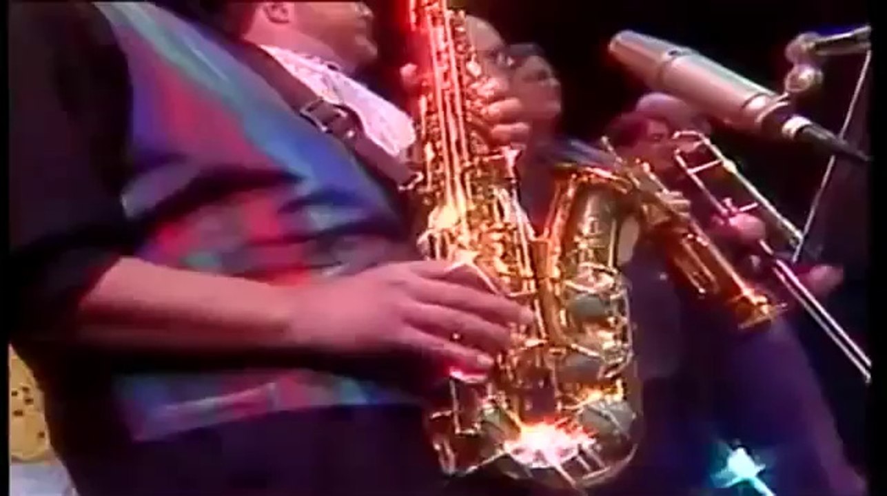 Ron Kenoly - God is able Part.1