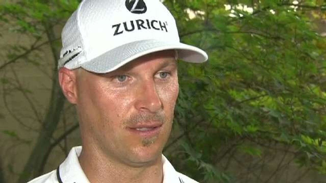 Ben Crane Opens Up Big Lead in Memphis