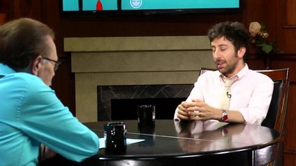 Simon Helberg Channels Nicolas Cage and Al Pacino