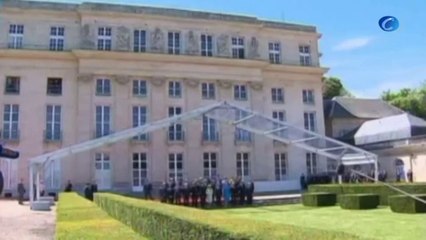 Rusia y Ucrania inician el camino hacia 'la paz' en Normandía