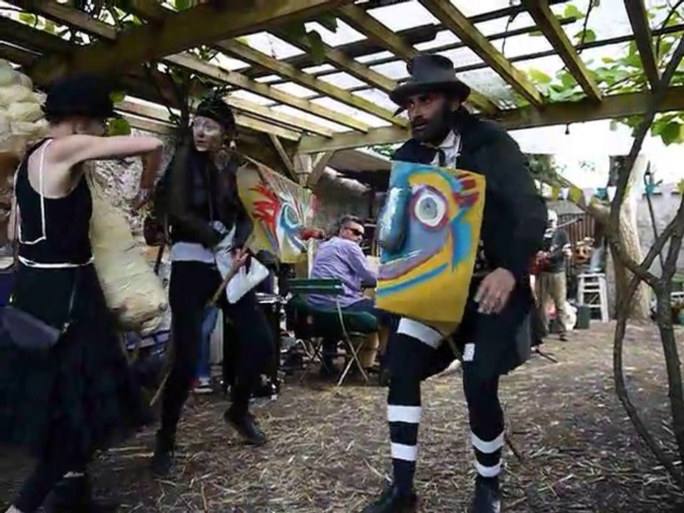 BODEGA LATINO-AMÉRICAINE Ville de Montreuil : Les murs à pêches