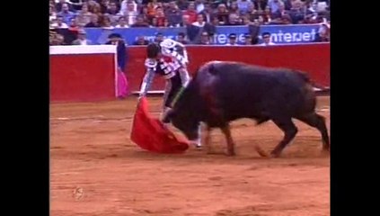 Morante 2 orejas en Mexico reaparicion 2008