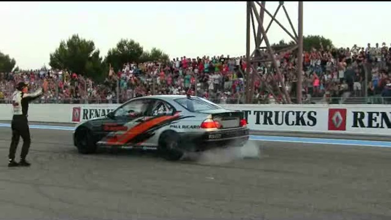 show drift cascade team DRAGOTTO avec Kévin 14 ans GRAND PRIX CAMION  PAUL RICARD 07 JUIN 2014