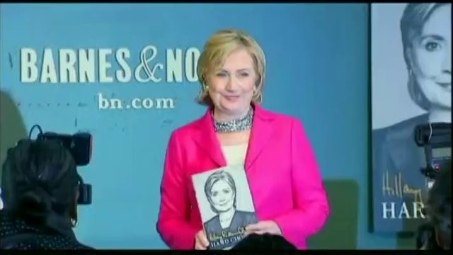 Hillary Clinton évoque son expérience de chef de la diplomatie dans ses mémoires