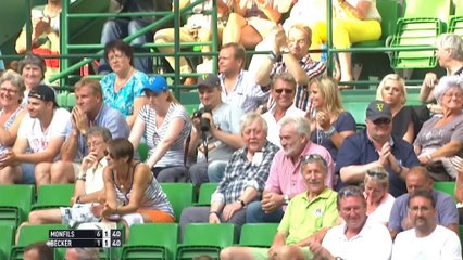 Monfils amazing shot