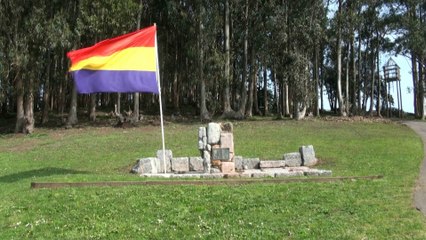 IU Oviedo presenta moción por un referéndum entre Monarquía o República
