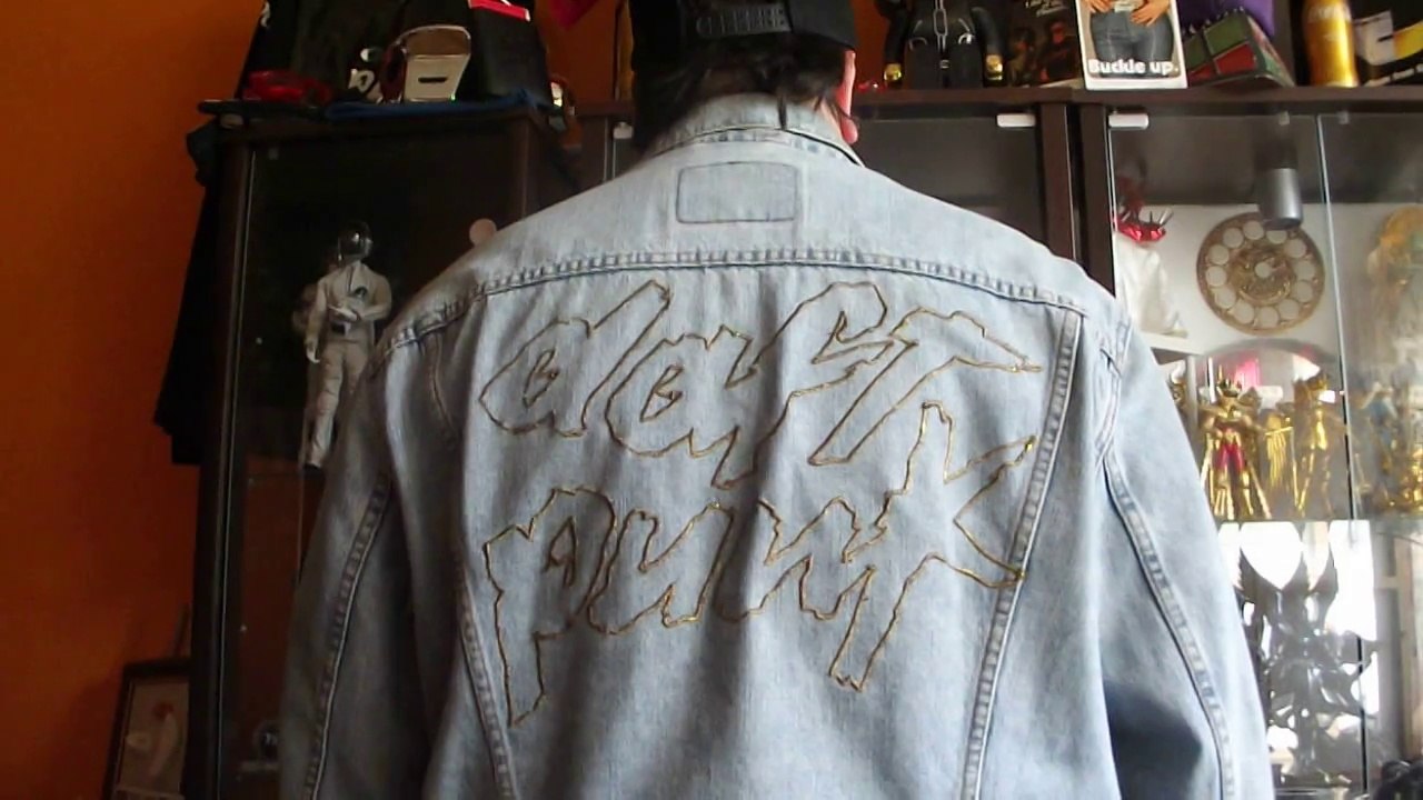 Daftworld present Daft Punk Logo Enamel Pin